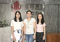 設計很獨特很有個性，設計師服務態(tài)度也很好。